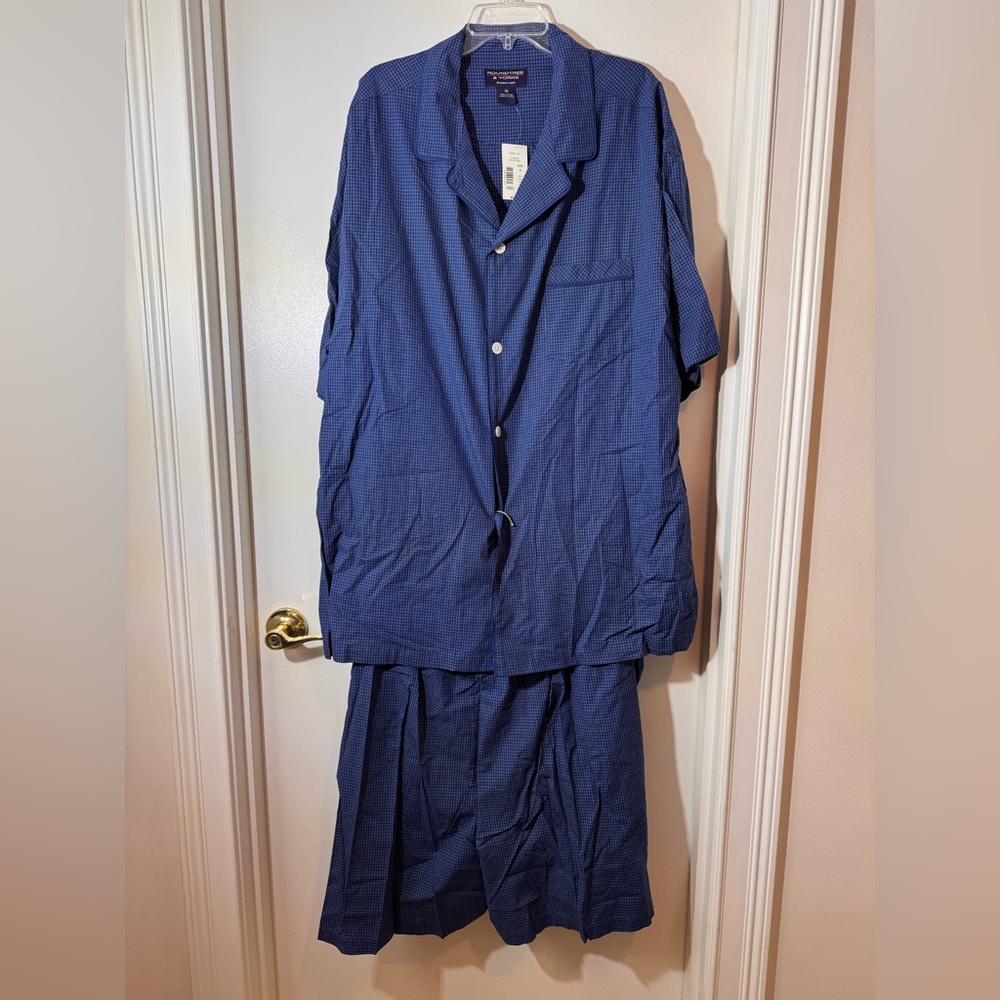 Roundtree & Yorke Lightweight Blue pajama set - Picture 6 of 10